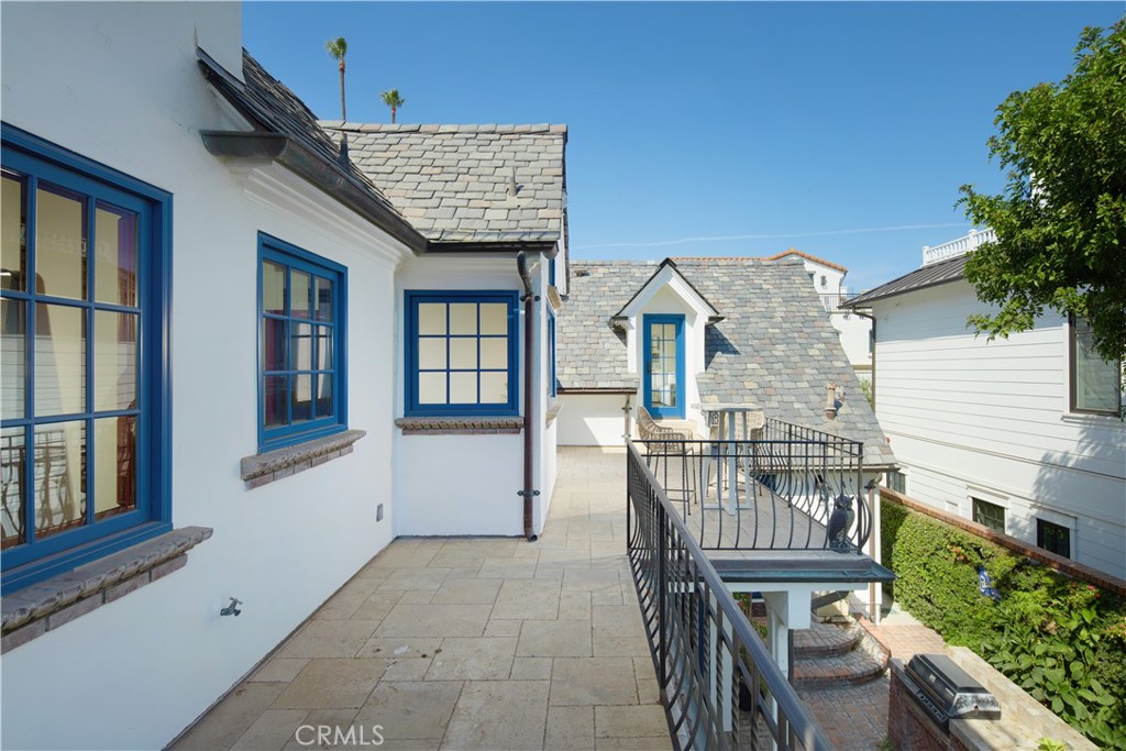 Corona del Mar, California, 92625, United States, 4 Bedrooms Bedrooms, ,4 BathroomsBathrooms,Residential,For Sale,1709023