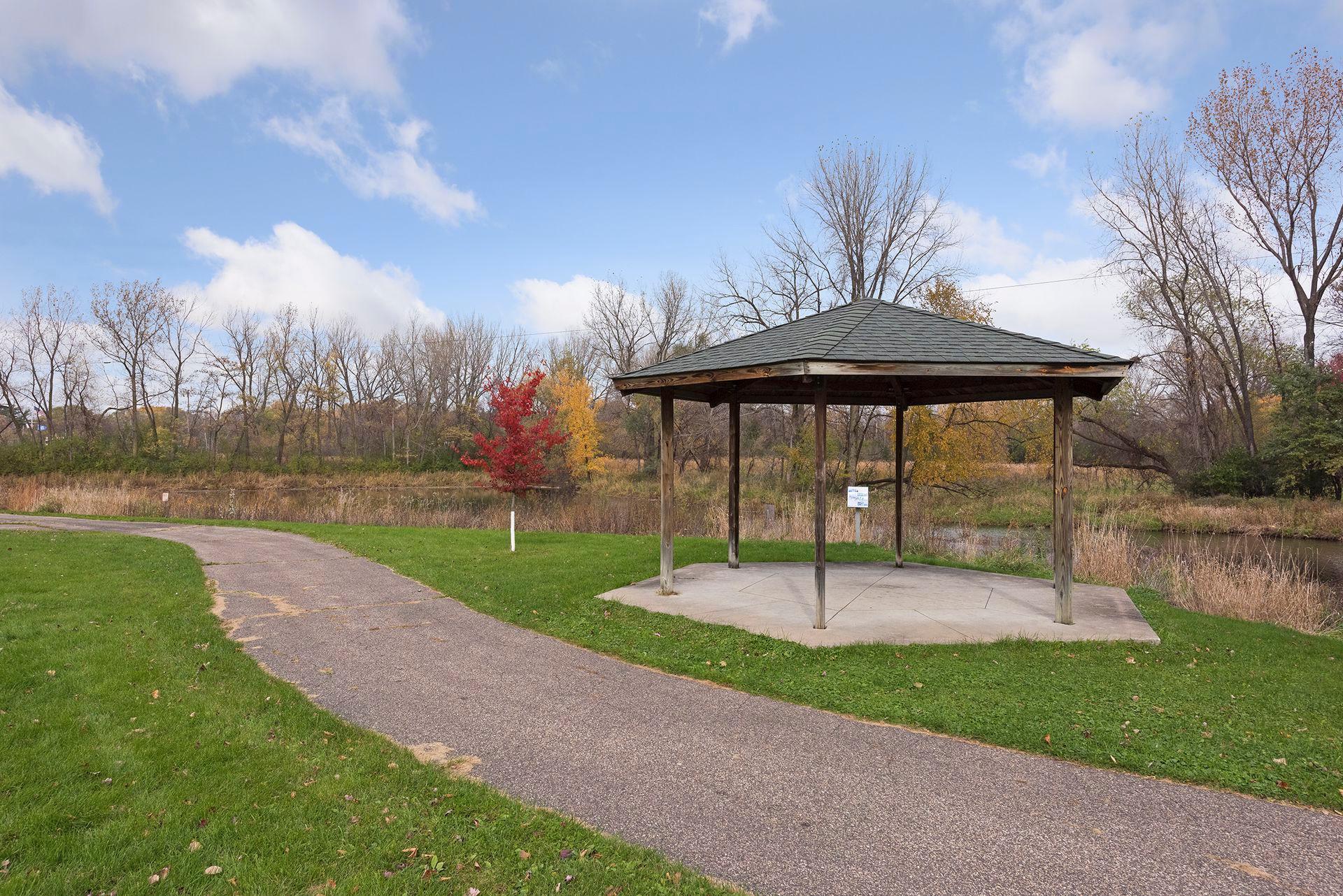 Golden Valley, Minnesota, 55416, United States, 2 Bedrooms Bedrooms, ,Residential,For Sale,1970516