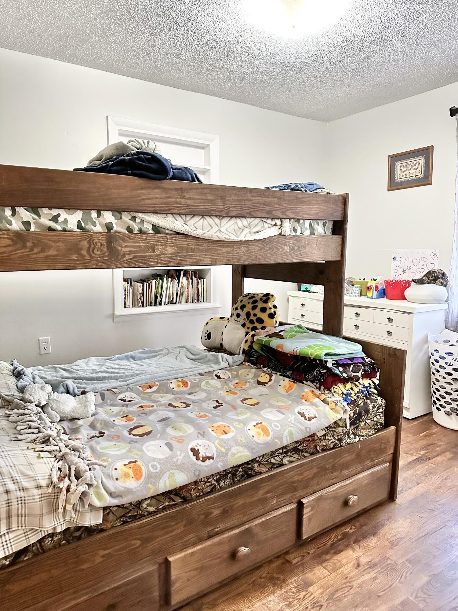 Long Lane, Missouri, 65590, United States, 2 Bedrooms Bedrooms, ,1 BathroomBathrooms,Residential,For Sale,1934971