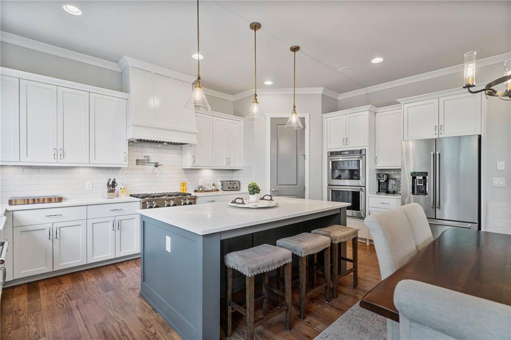 Alpharetta, Georgia, 30022, United States, 6 Bedrooms Bedrooms, ,6 BathroomsBathrooms,Residential,For Sale,1900569