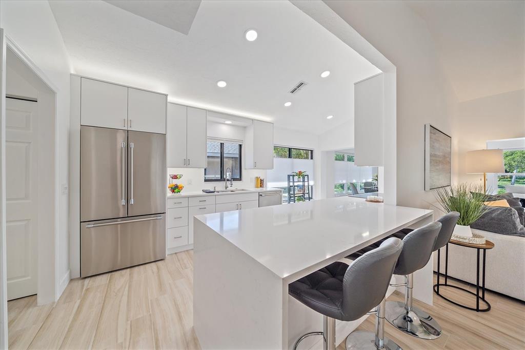 Sarasota, Florida, 34231, United States, 3 Bedrooms Bedrooms, ,2 BathroomsBathrooms,Residential,For Sale,1987968