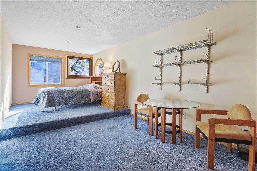 Spokane, Washington, 99223, United States, 5 Bedrooms Bedrooms, ,4 BathroomsBathrooms,Residential,For Sale,1988126