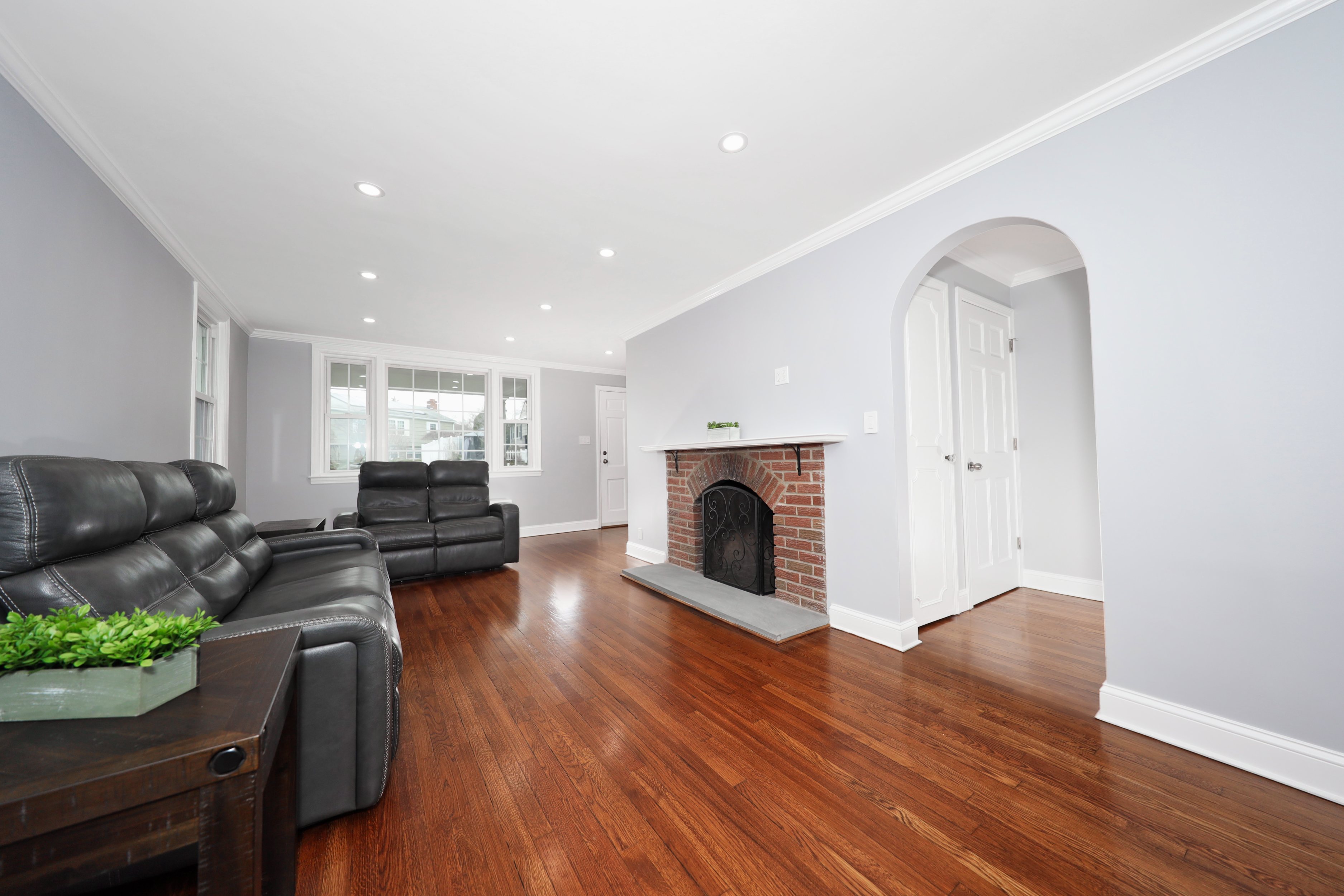 Bridgeport, Connecticut, 06606, United States, 5 Bedrooms Bedrooms, ,3 BathroomsBathrooms,Residential,For Sale,1930602