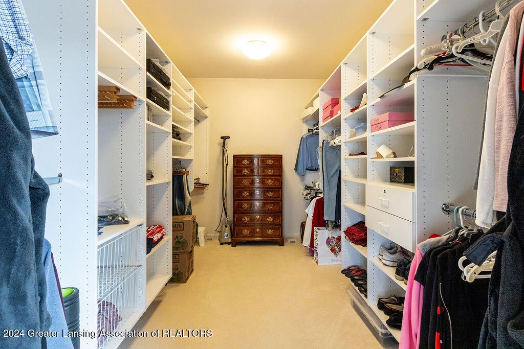 109 Daggertail Lane, Okemos, Michigan, 48864, United States, 4 Bedrooms Bedrooms, ,Residential,For Sale,109 Daggertail Lane,1668513