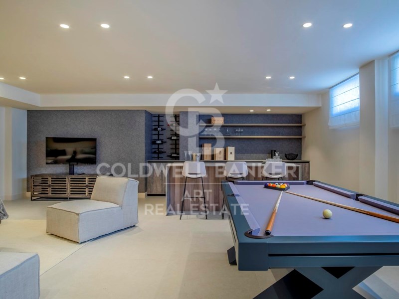 Estepona, Andalusia, ES, 4 Bedrooms Bedrooms, ,3 BathroomsBathrooms,Residential,For Sale,1805041
