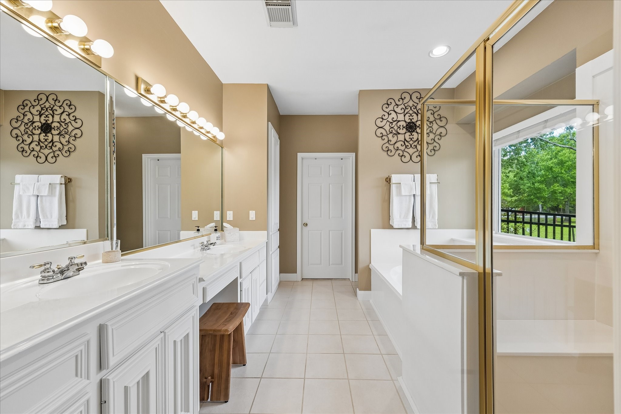  805 Murphy Lane - 物件實景