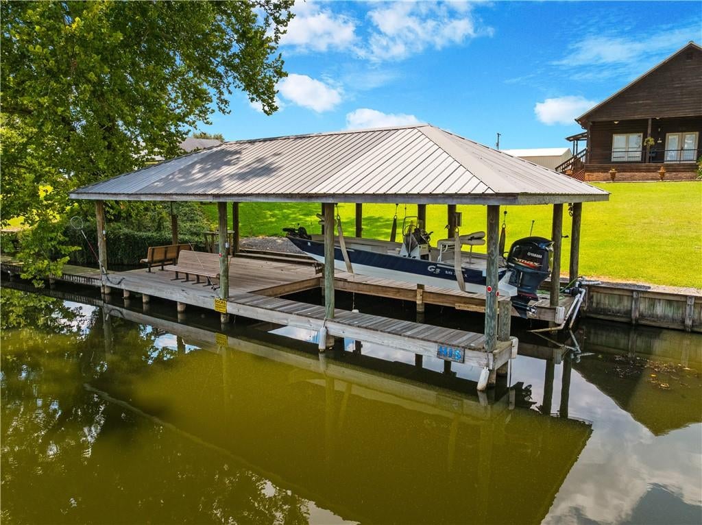 Natchez, Louisiana, 71456, United States, 4 Bedrooms Bedrooms, ,3 BathroomsBathrooms,Residential,For Sale,1975499