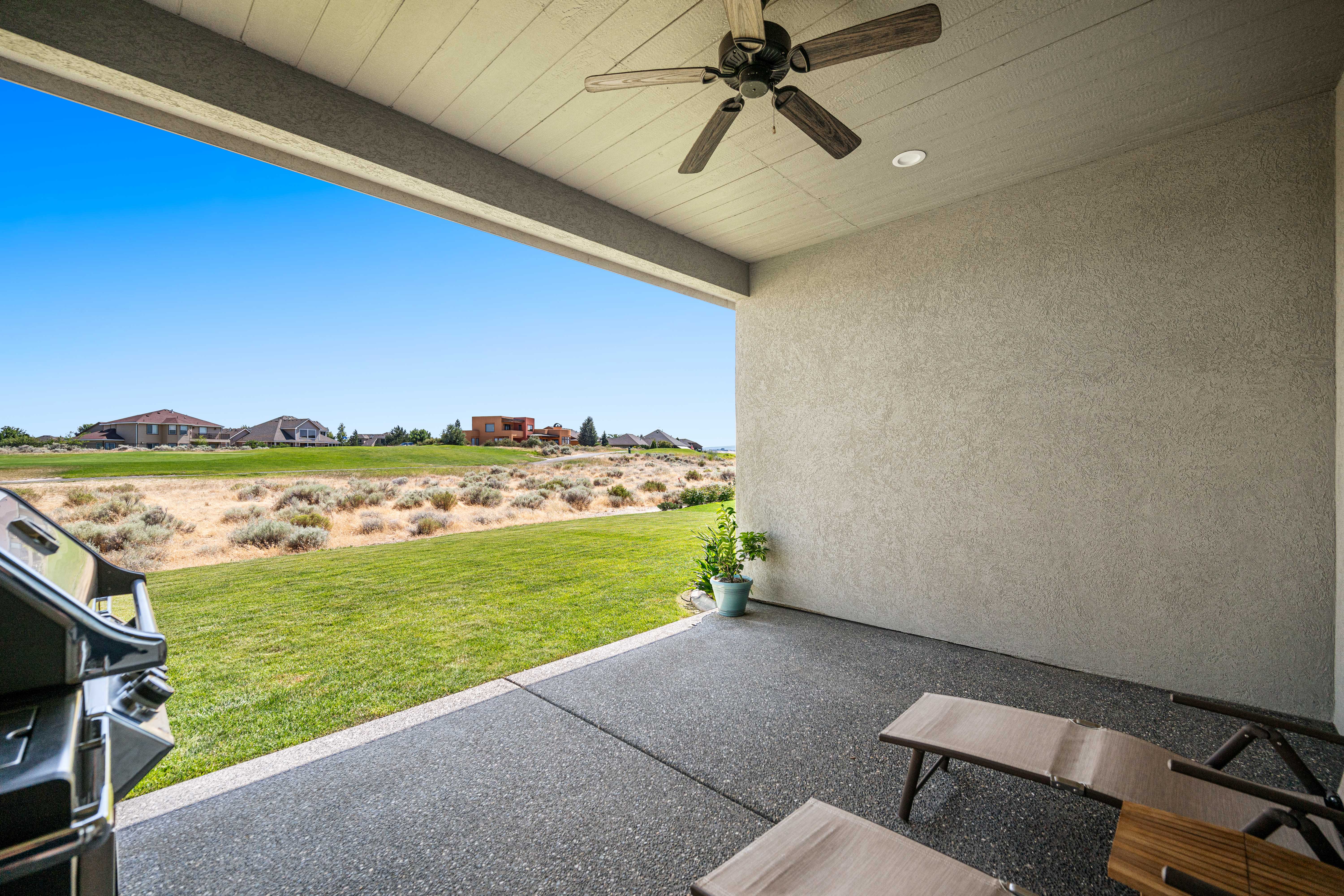  Golf Course Luxury in Horn Rapids - 物件實景