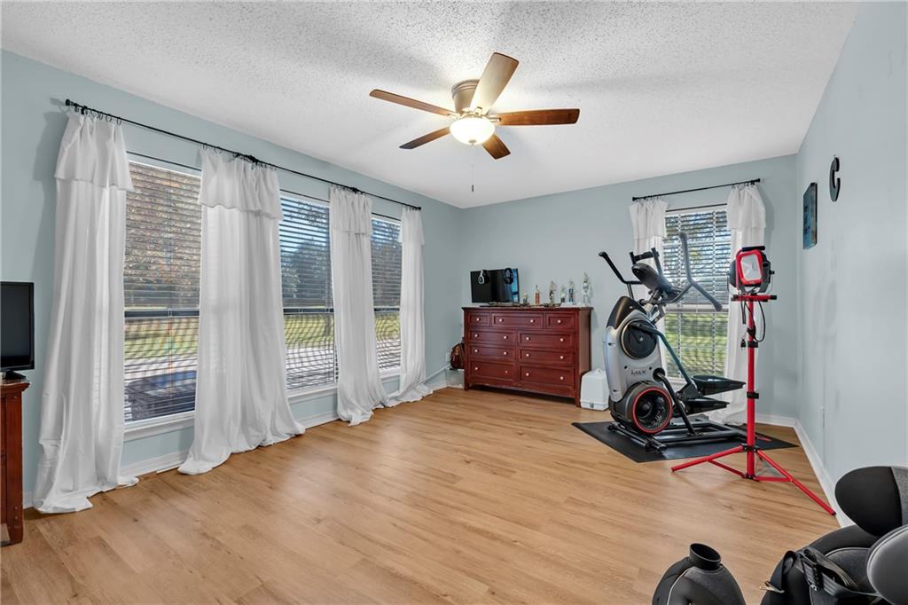 Grand Bay, Alabama, 36541, United States, 5 Bedrooms Bedrooms, ,3 BathroomsBathrooms,Residential,For Sale,2000990