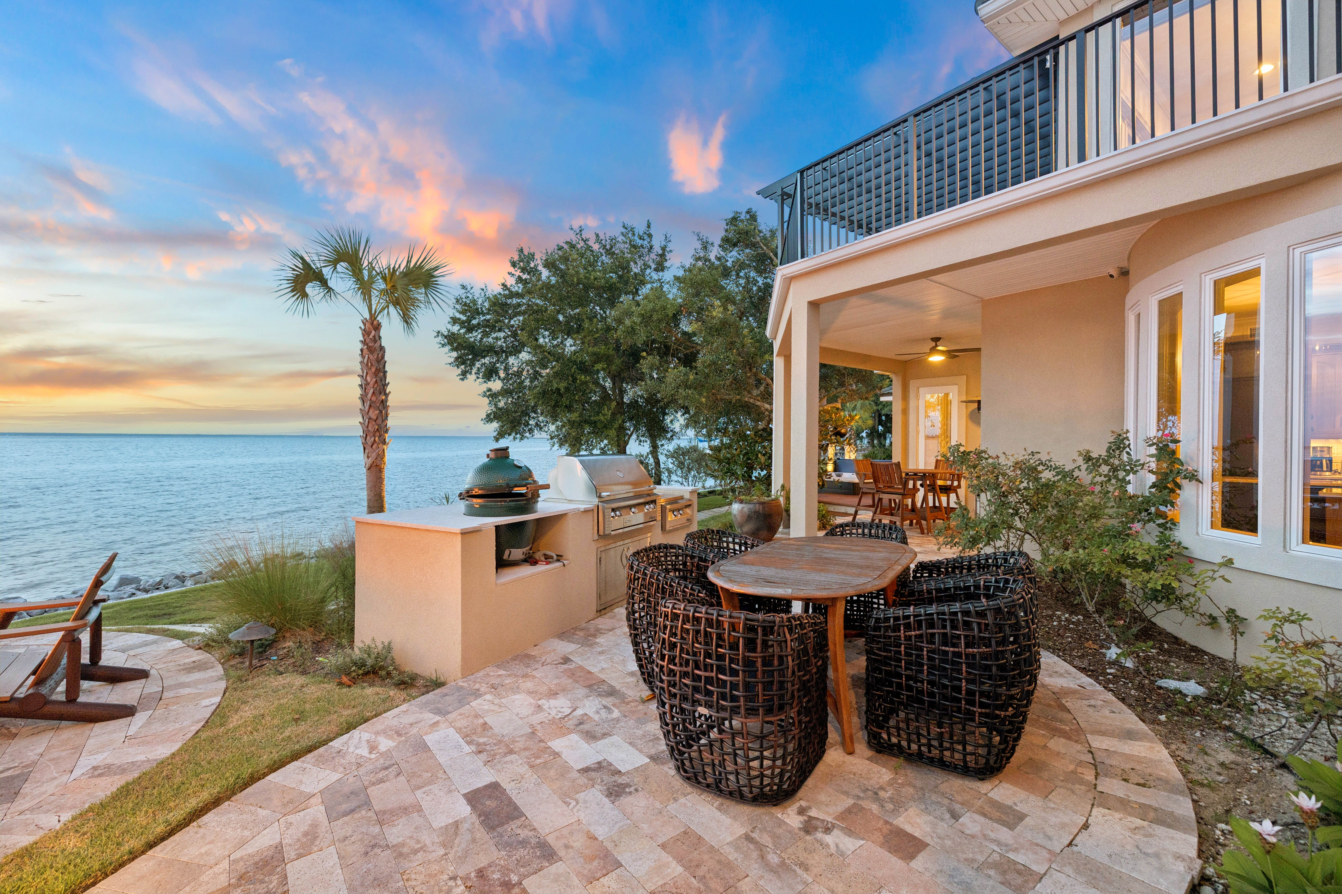  Private Peninsula Bayfront Legacy Estate With Resort-Style Living - 物件實景