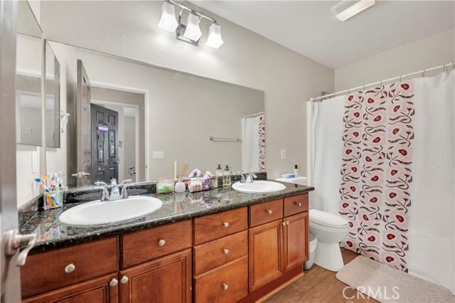 Lake Elsinore, California, 92532, United States, 5 Bedrooms Bedrooms, ,3 BathroomsBathrooms,Residential,For Sale,1900991