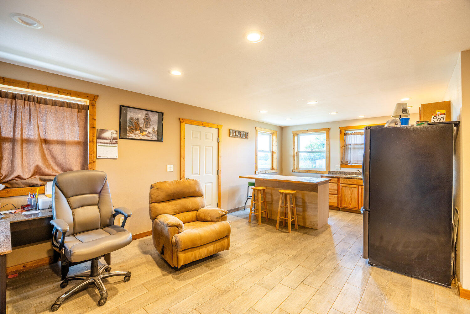 Sheridan, Wyoming, 82801, United States, 3 Bedrooms Bedrooms, ,2 BathroomsBathrooms,Residential,For Sale,1906088