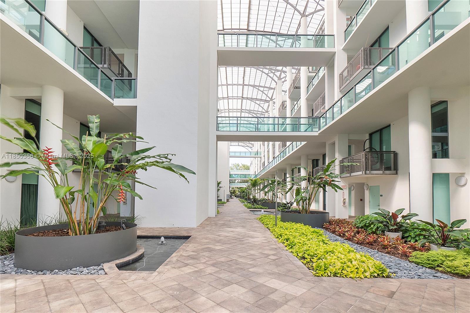 Miami Beach, Florida, 33140, United States, 1 Bedroom Bedrooms, ,1 BathroomBathrooms,Residential,For Sale,1906167