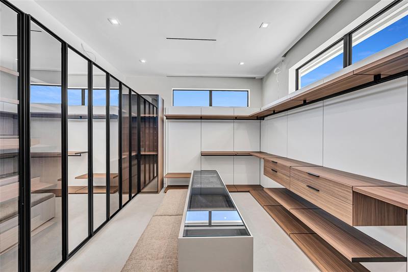 Fort Lauderdale, Florida, 33316, United States, 6 Bedrooms Bedrooms, ,8 BathroomsBathrooms,Residential,For Sale,1995601