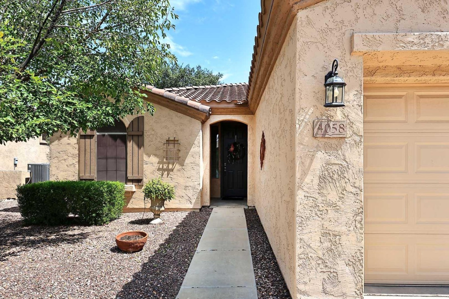  4058 E Rakestraw Lane¦Gilbert, AZ - 物件實景