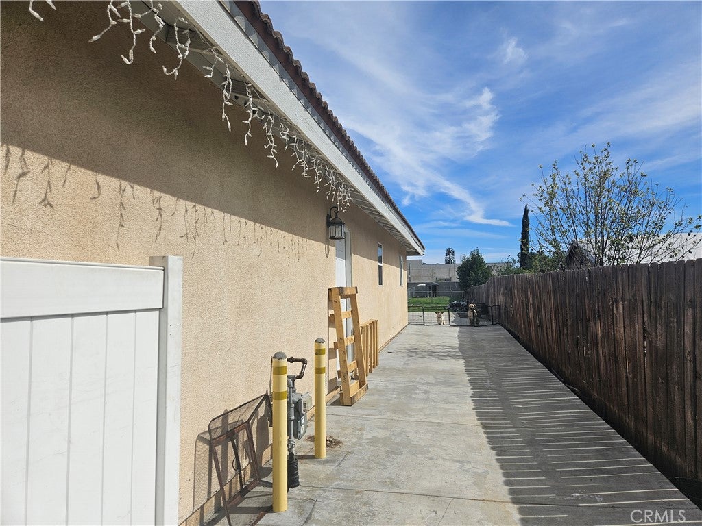 Ontario, California, 91762, United States, ,Residential,For Sale,1721080