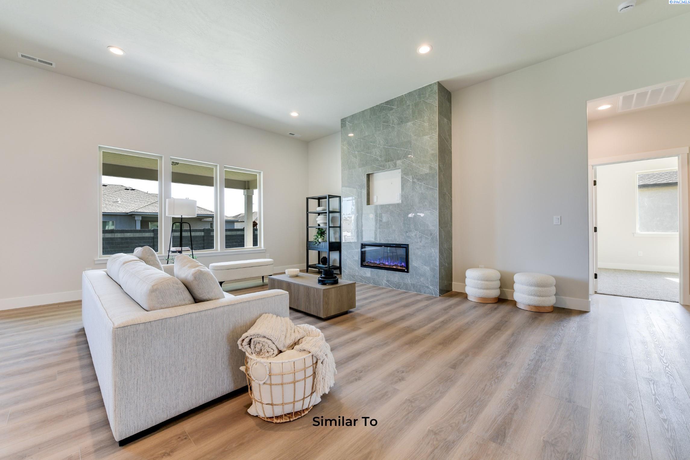 Kennewick, Washington, 99338, United States, 3 Bedrooms Bedrooms, ,1 BathroomBathrooms,Residential,For Sale,1954756