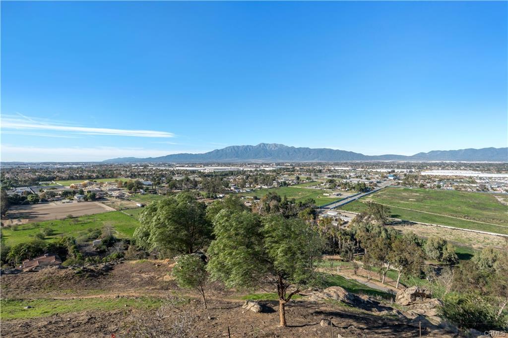 Bloomington, California, 92316, United States, 4 Bedrooms Bedrooms, ,3 BathroomsBathrooms,Residential,For Sale,2011679