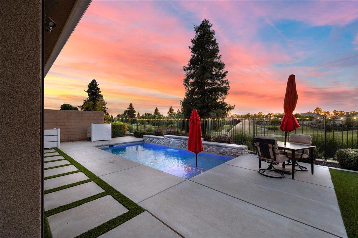 Fresno, California, 93730, United States, 3 Bedrooms Bedrooms, ,3 BathroomsBathrooms,Residential,For Sale,1846236