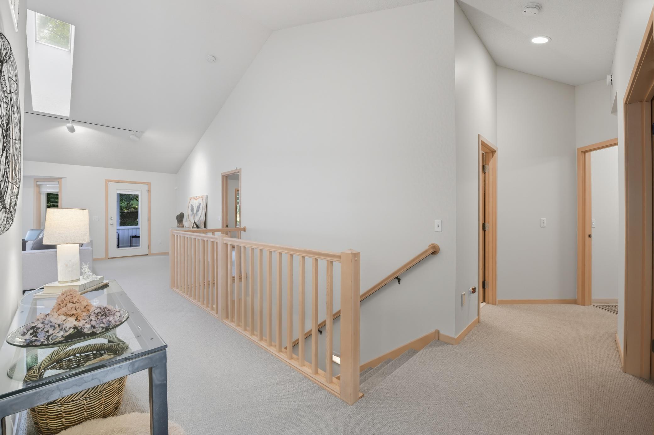 Shorewood, Minnesota, 55331, United States, 2 Bedrooms Bedrooms, ,3 BathroomsBathrooms,Residential,For Sale,1956041