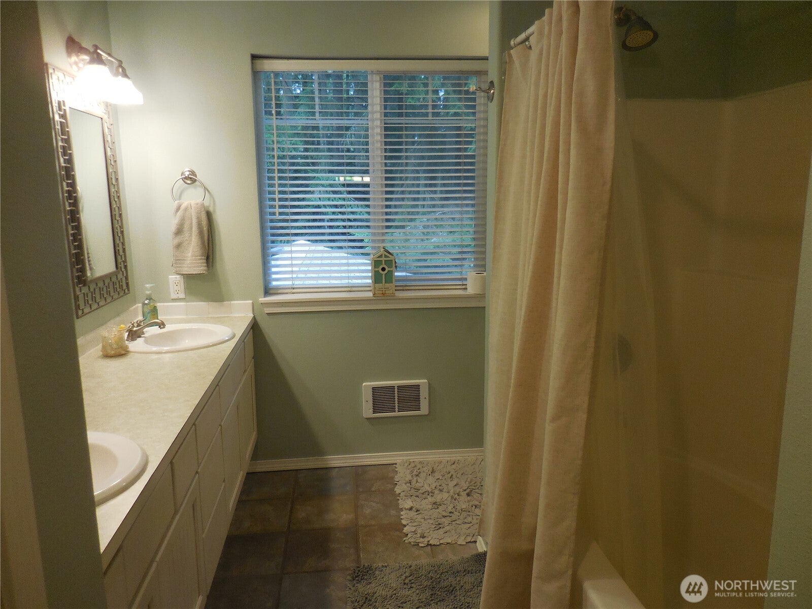 Port Orchard, Washington, 98367, United States, 3 Bedrooms Bedrooms, ,3 BathroomsBathrooms,Residential,For Sale,1925960