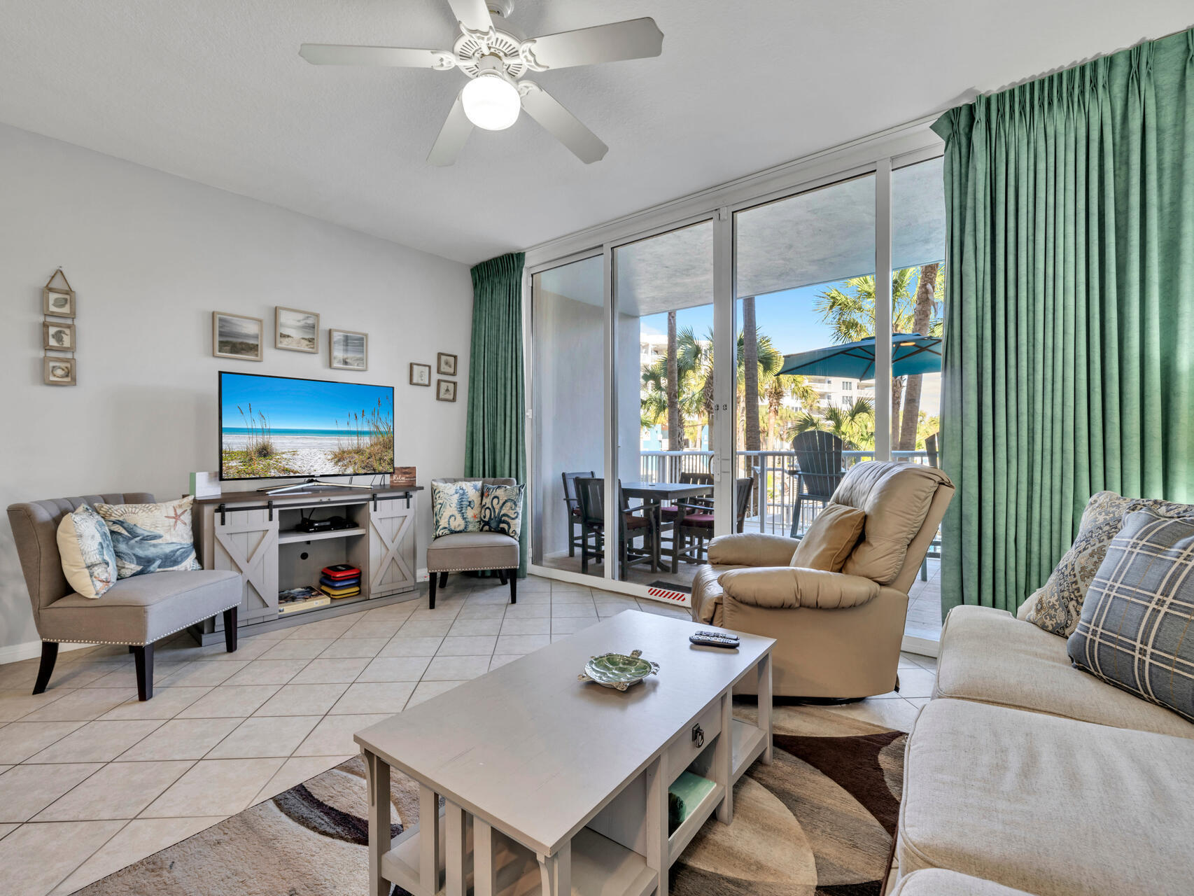 Fort Walton Beach, Florida, 32548, United States, 1 Bedroom Bedrooms, ,2 BathroomsBathrooms,Residential,For Sale,1747414