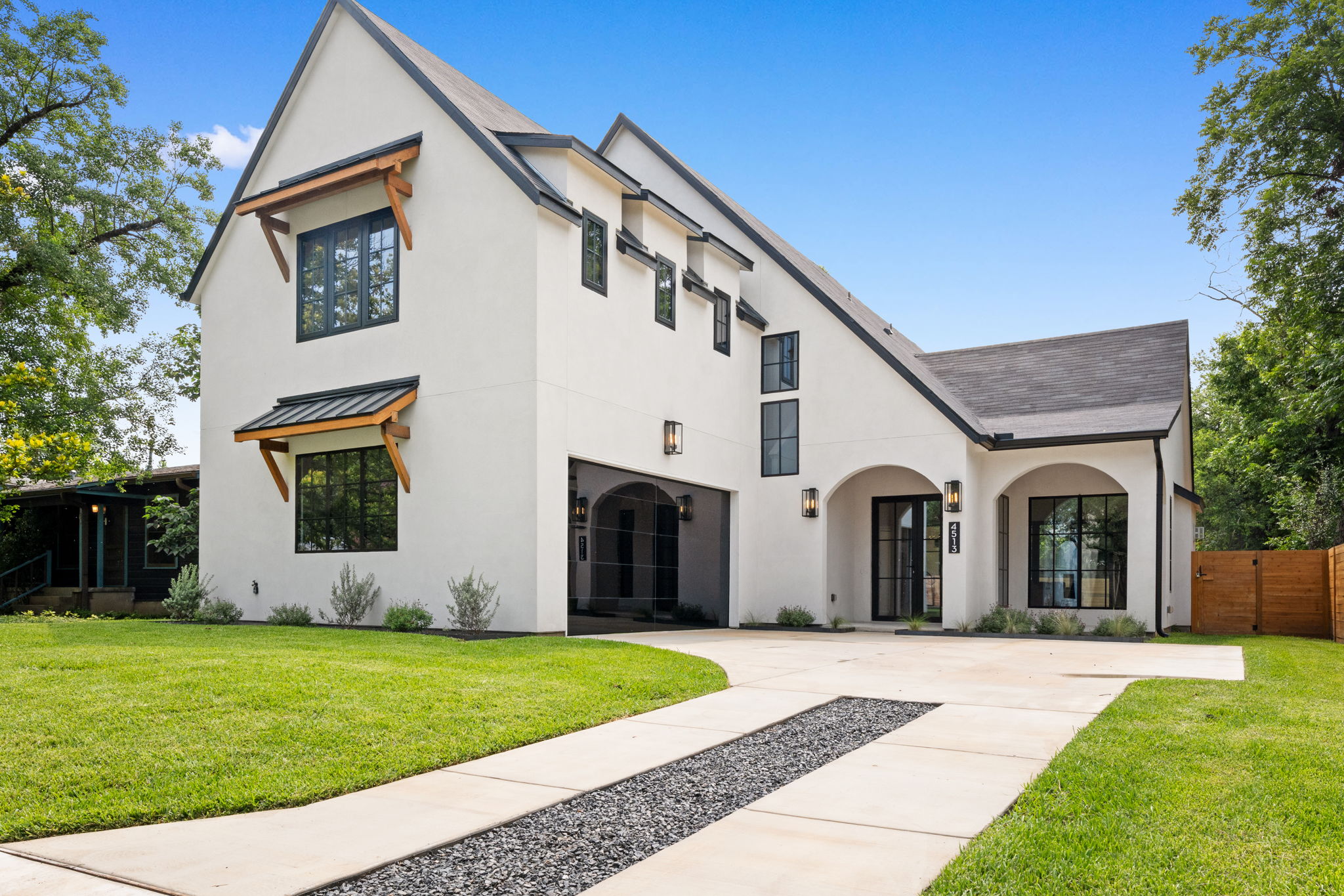  Contemporary Design with Timeless Architecture in South Austin - 物件實景