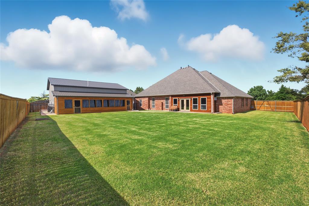 Mustang, Oklahoma, 73064, United States, 4 Bedrooms Bedrooms, ,4 BathroomsBathrooms,Residential,For Sale,1966333