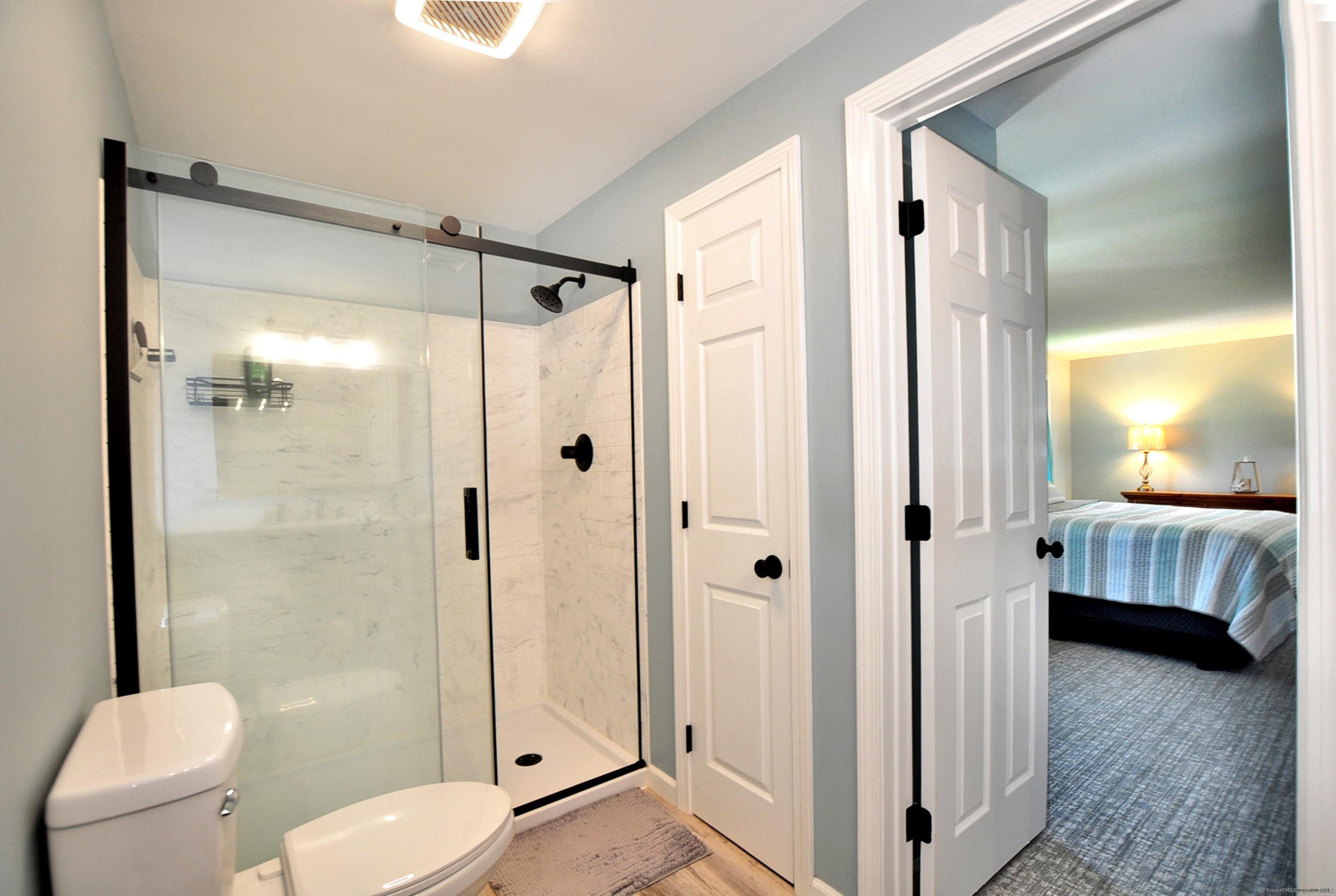 Southington, Connecticut, 06479, United States, 3 Bedrooms Bedrooms, ,4 BathroomsBathrooms,Residential,For Sale,1869273