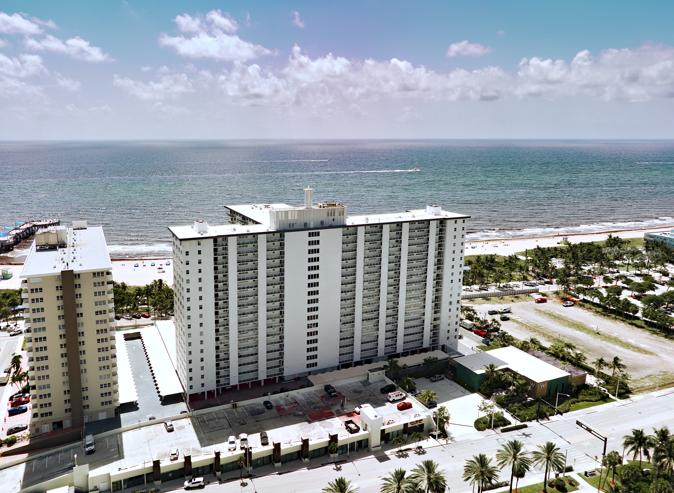  111 N Pompano Beach Boulevard, Pompano Beach, FL, 33062 - 物件實景