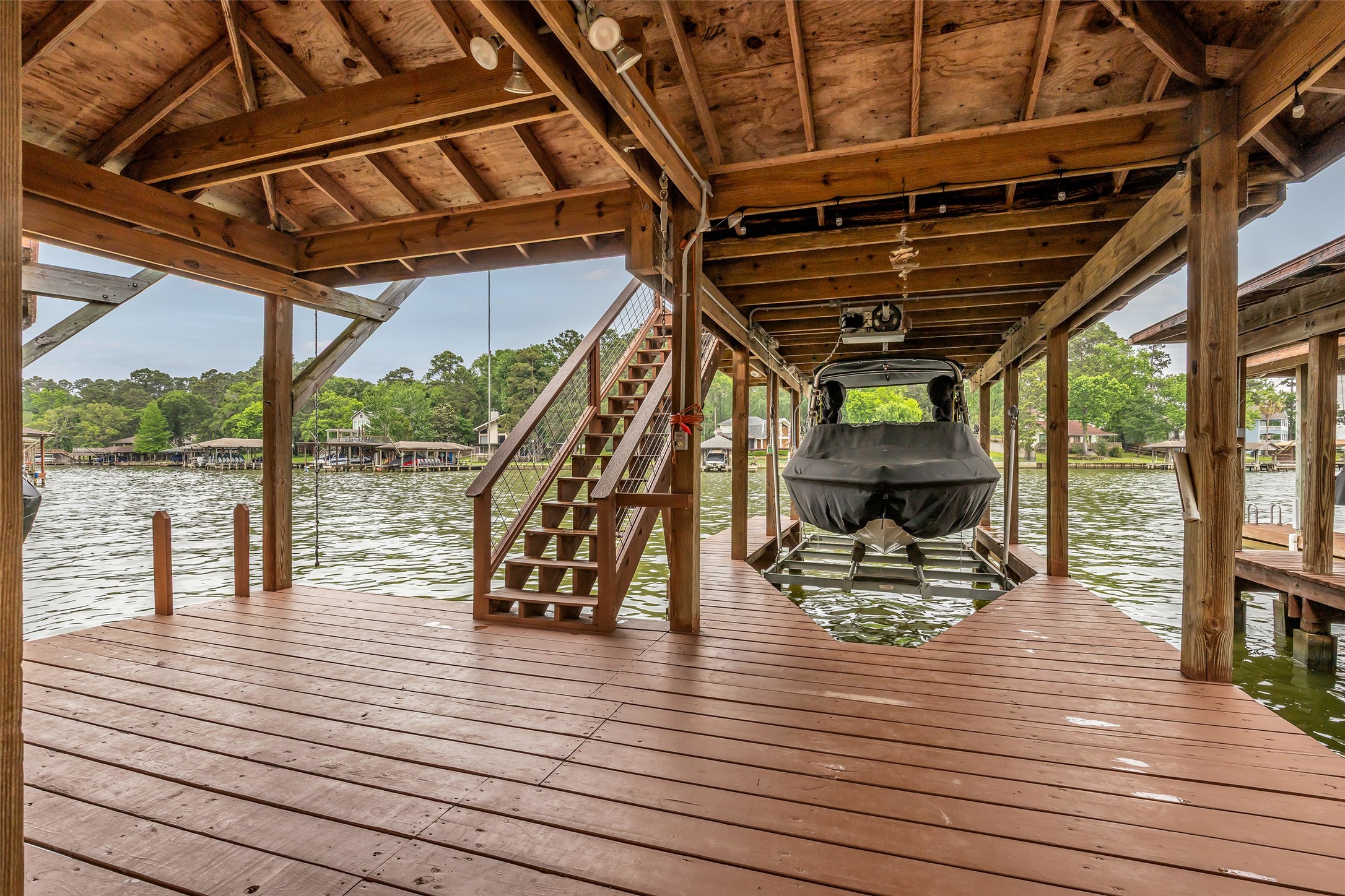  33 Harbour Point Circle - 物件實景