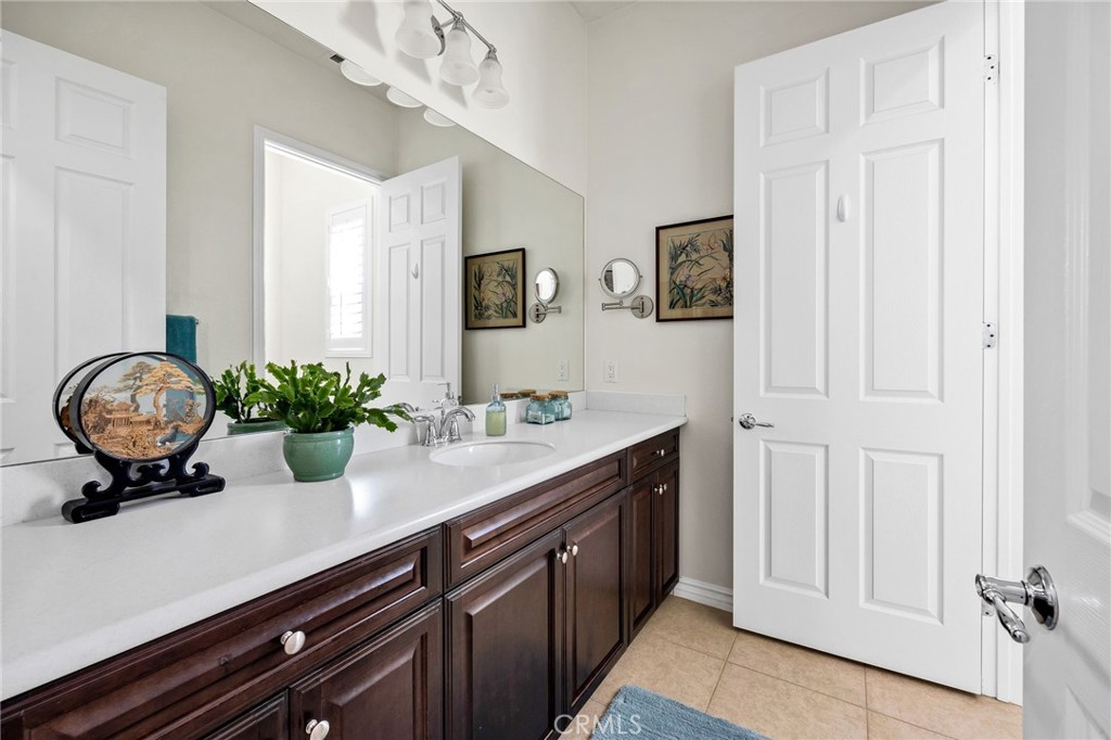 Hemet, California, 92545, United States, 2 Bedrooms Bedrooms, ,3 BathroomsBathrooms,Residential,For Sale,2034070