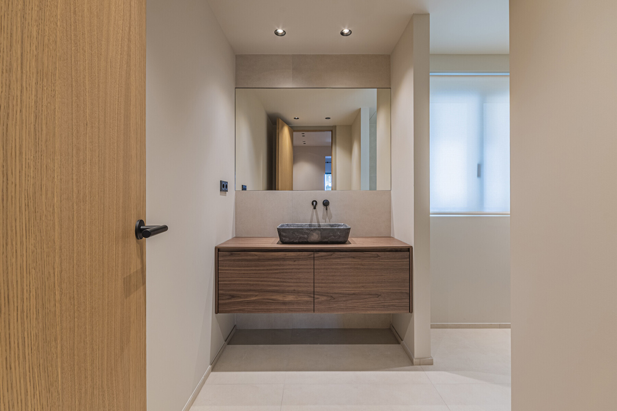  Modernist flat in Eixample with premium finishes in the Quadrat d
