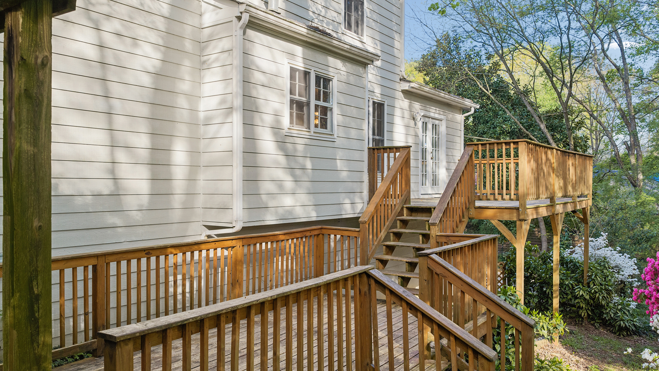  Tree-Lined Traditional in Sought-After Brookwood School District - 物件實景