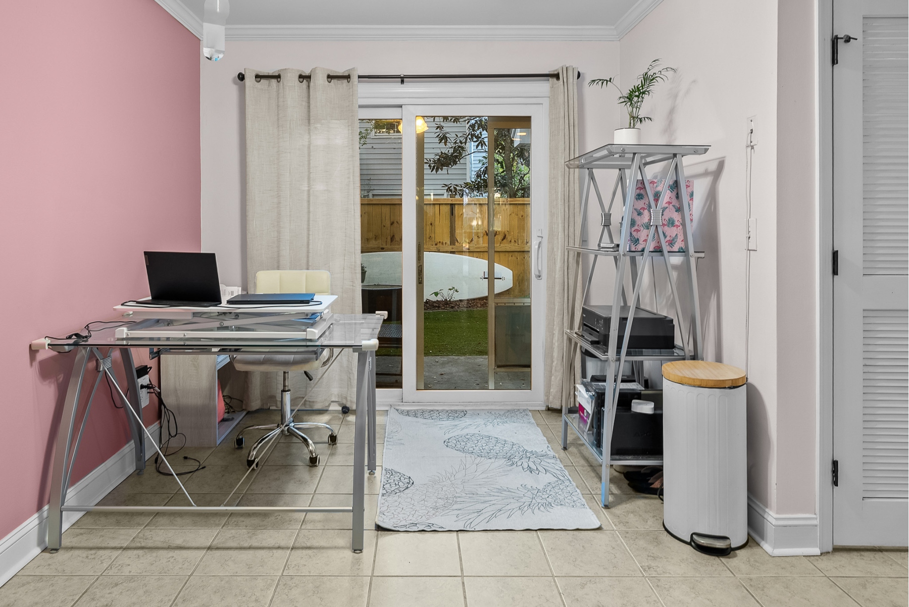  1351 Cassidy Court Unit B, Mount Pleasant - 物件實景