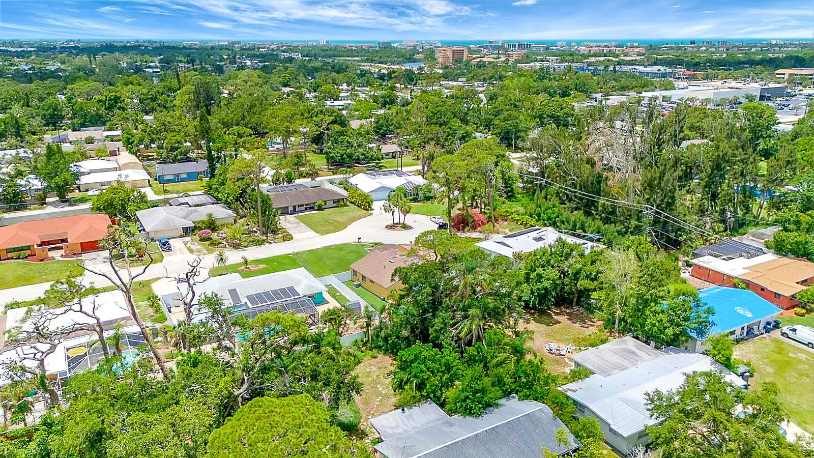 Sarasota, Florida, 34231, United States, 4 Bedrooms Bedrooms, ,2 BathroomsBathrooms,Residential,For Sale,1981224