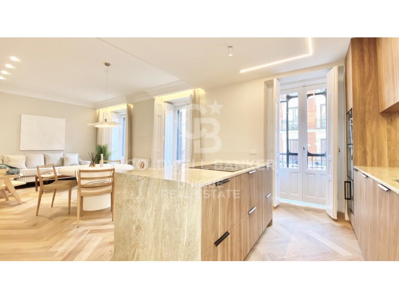 Madrid, Comunidad de Madrid, ES, 3 Bedrooms Bedrooms, ,3 BathroomsBathrooms,Residential,For Sale,1684616