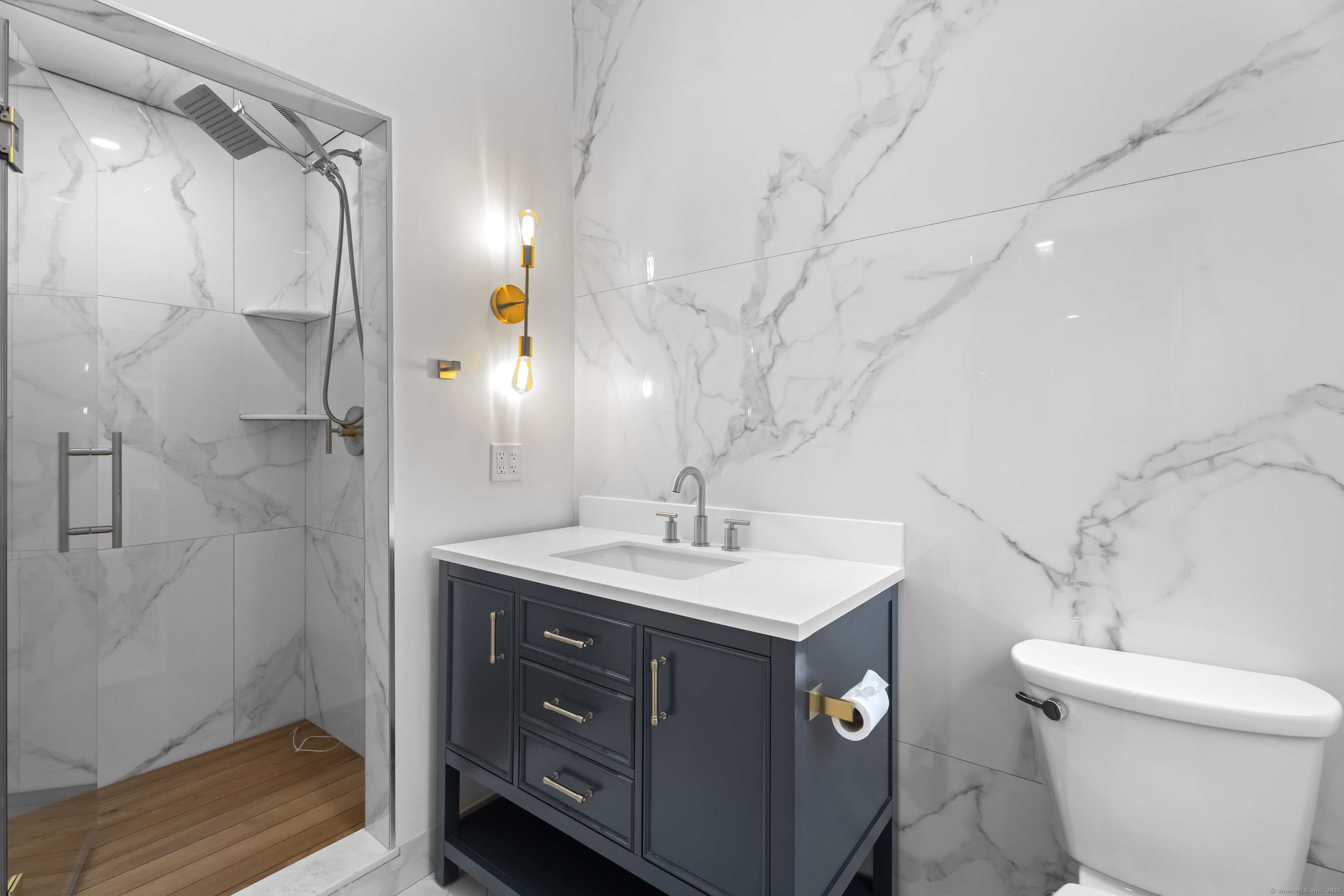 Norwalk, Connecticut, 06850, United States, 3 Bedrooms Bedrooms, ,3 BathroomsBathrooms,Residential,For Sale,1911174