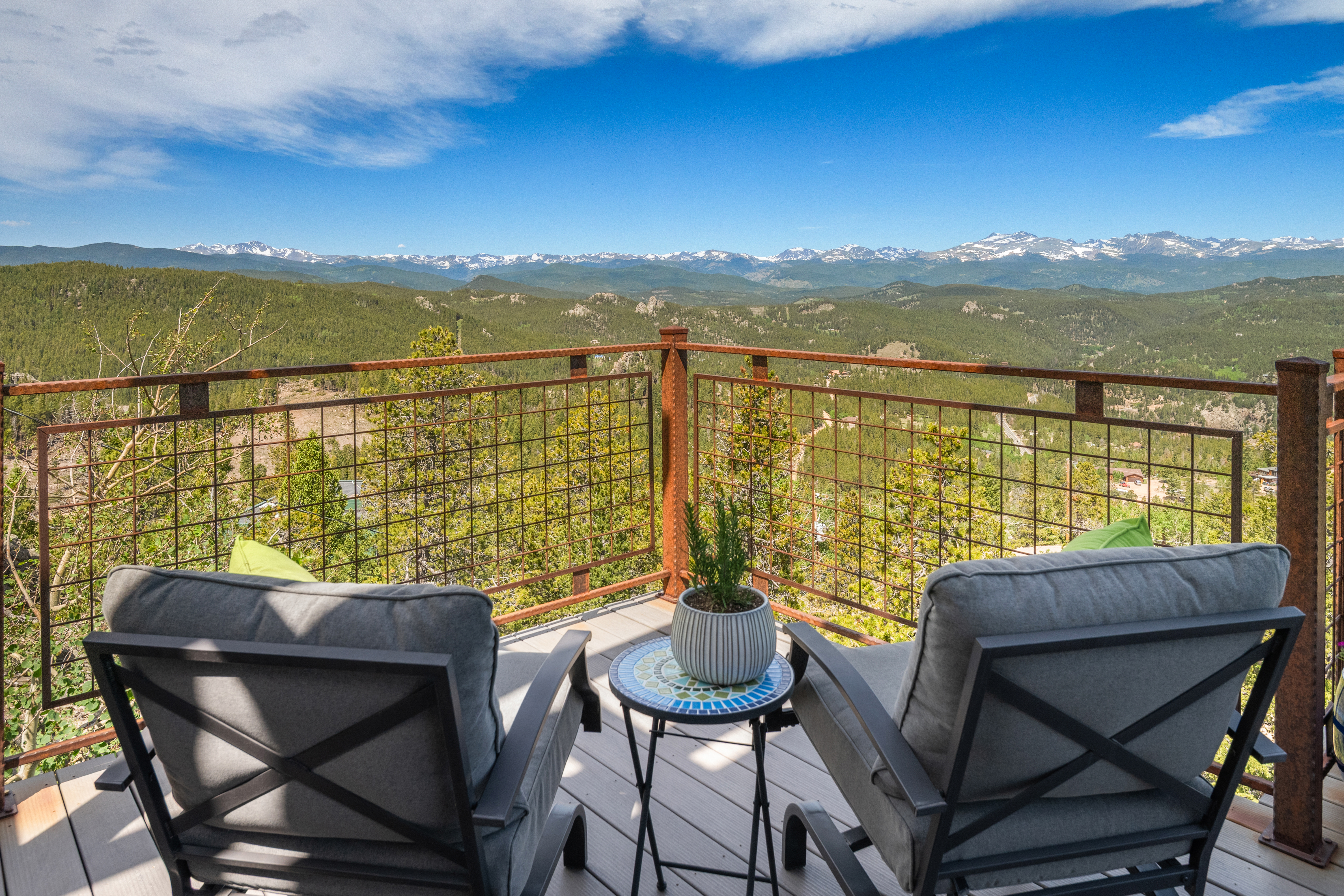  Custom Retreat with Unobstructed Views - 物件實景