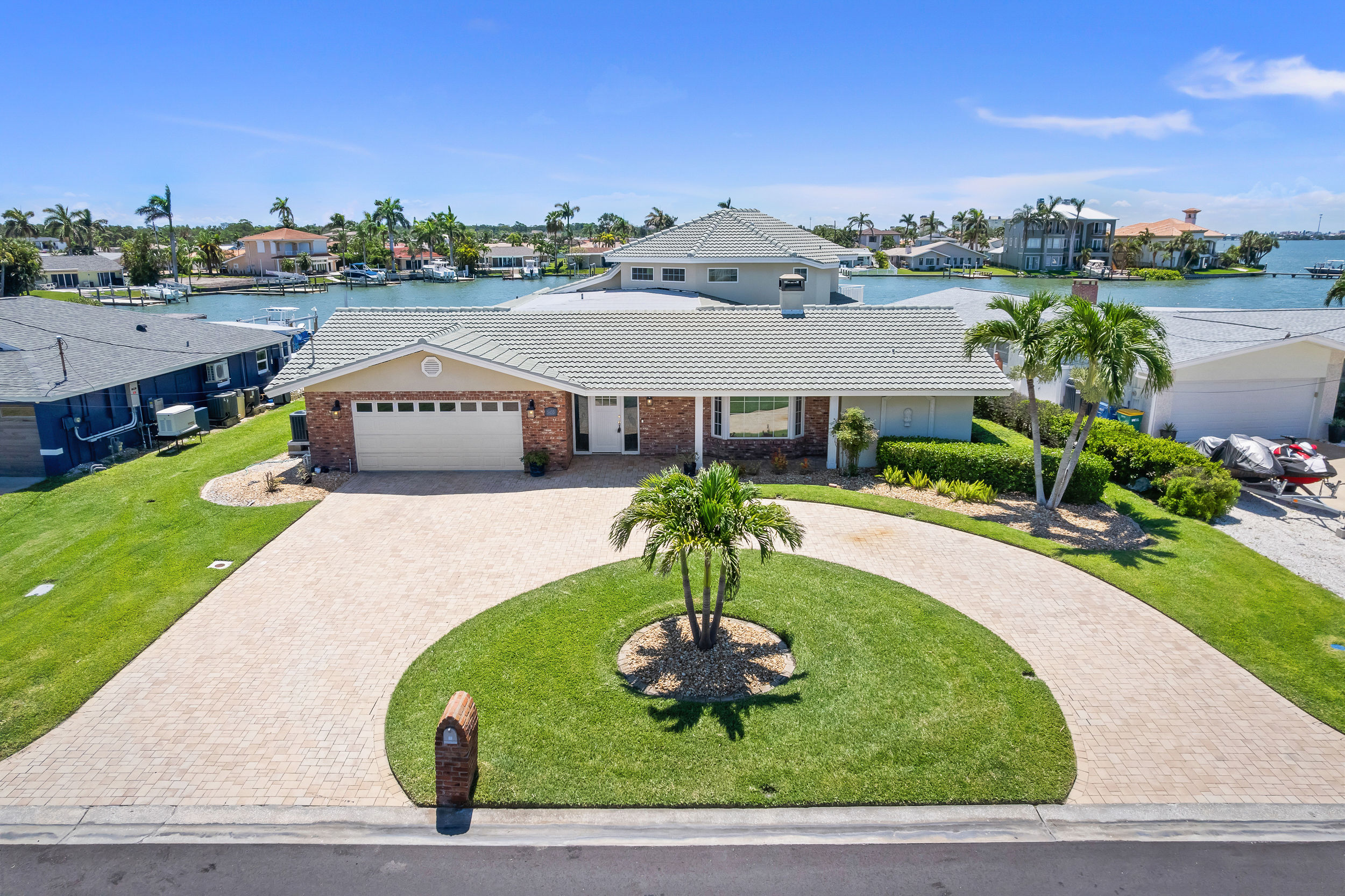 Seminole, Florida, 33772, United States, 3 Bedrooms Bedrooms, ,3 BathroomsBathrooms,Residential,For Sale,1900666