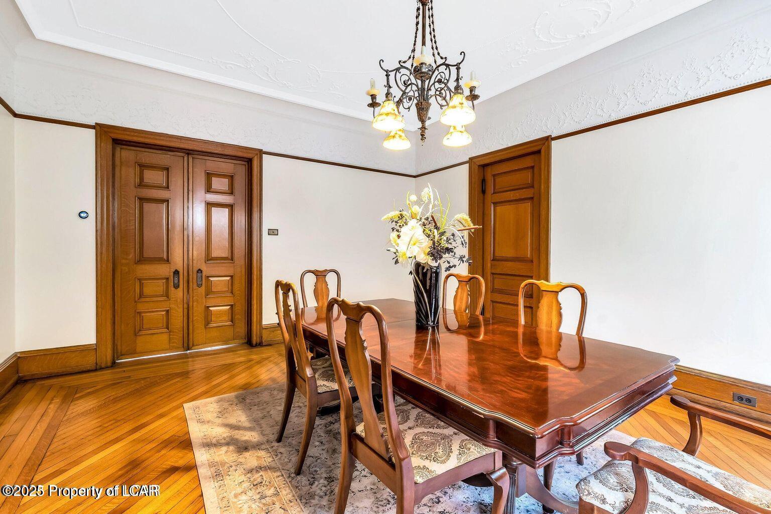 Wilkes-Barre, Pennsylvania, 18701, United States, 7 Bedrooms Bedrooms, ,3 BathroomsBathrooms,Residential,For Sale,1982709