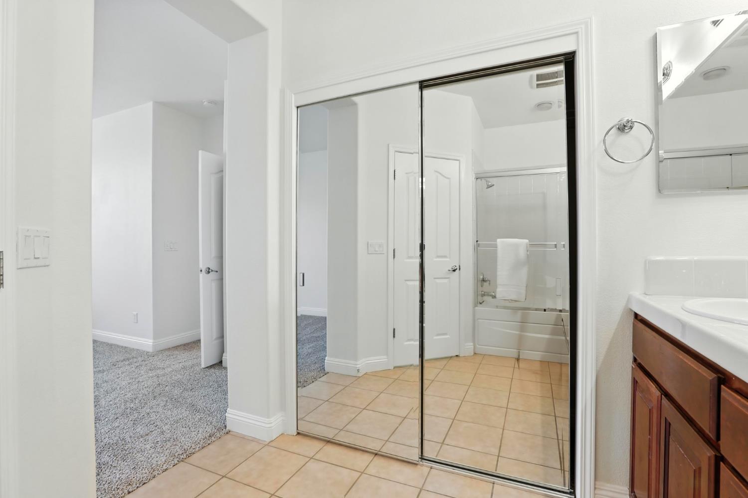 Sacramento, California, 95835, United States, 4 Bedrooms Bedrooms, ,3 BathroomsBathrooms,Residential,For Sale,1950179