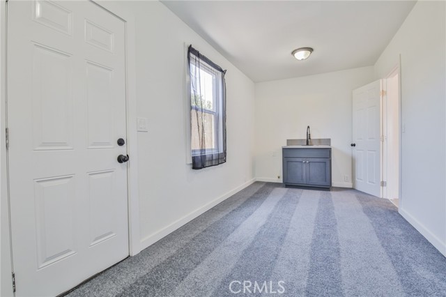 Los Angeles, California, 90059, United States, 2 Bedrooms Bedrooms, ,1 BathroomBathrooms,Residential,For Sale,1942997