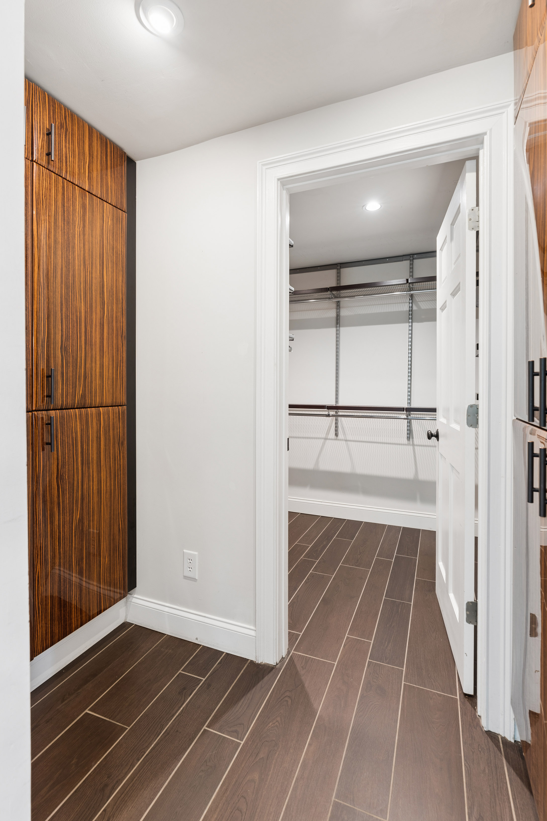  Beautiful Sandy Springs Home Offers Exceptional Space and Flexible Living - 物件實景