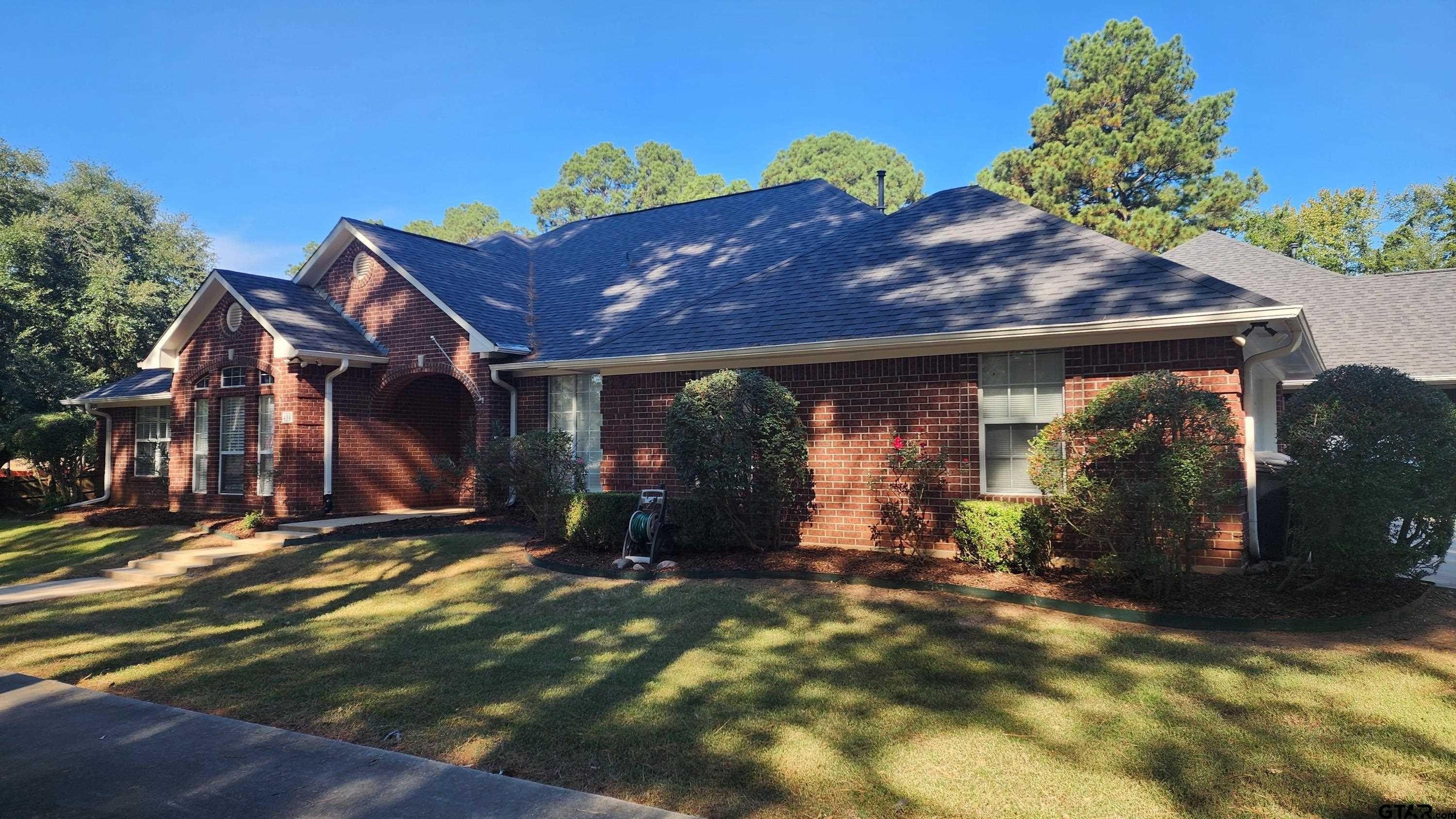 Pittsburg, Texas, 75686, United States, 4 Bedrooms Bedrooms, ,4 BathroomsBathrooms,Residential,For Sale,1880641