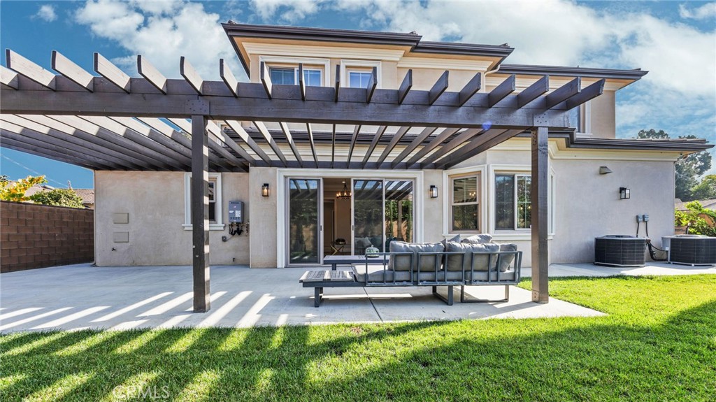 Temple City, California, 91780, United States, 5 Bedrooms Bedrooms, ,6 BathroomsBathrooms,Residential,For Sale,1989689