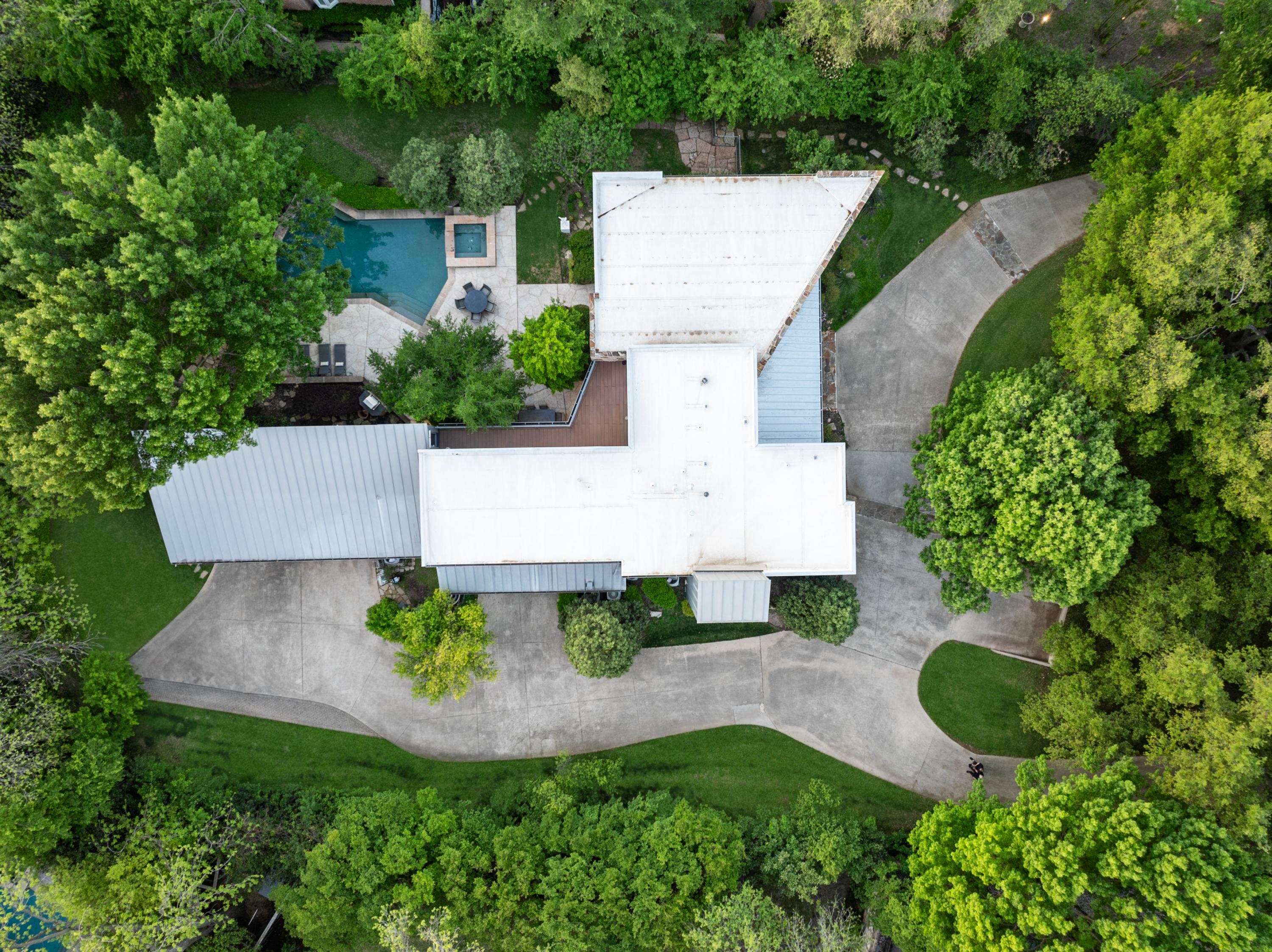  A Modern Lover’s Dream: Art, Architecture, and Automotive Elegance - 物件實景