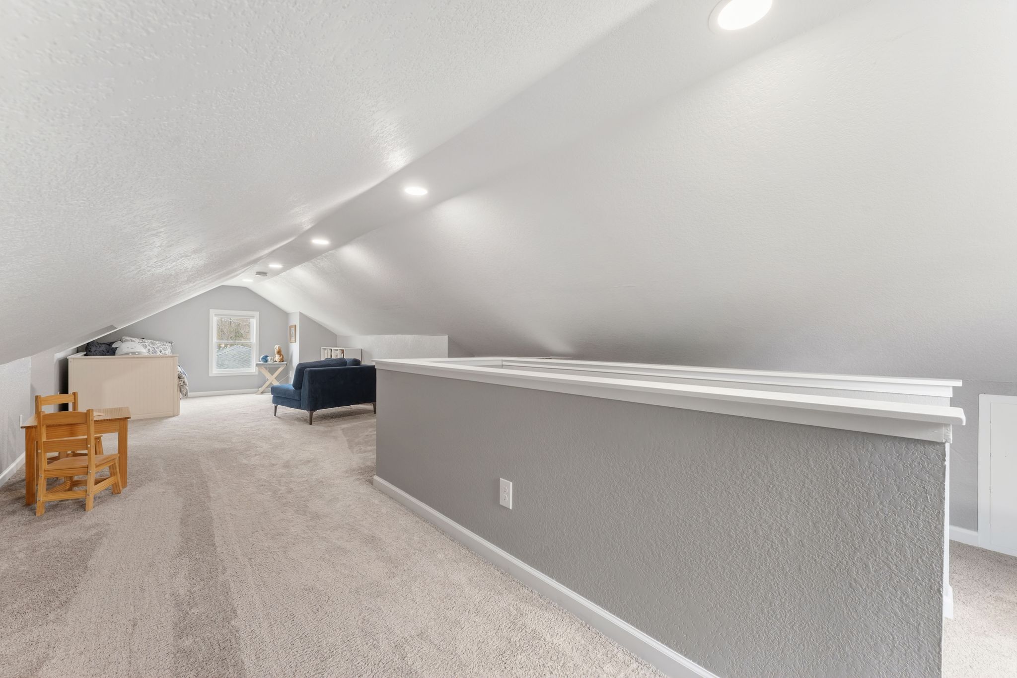  Stylish Renovation Meets Classic Charm - 物件實景