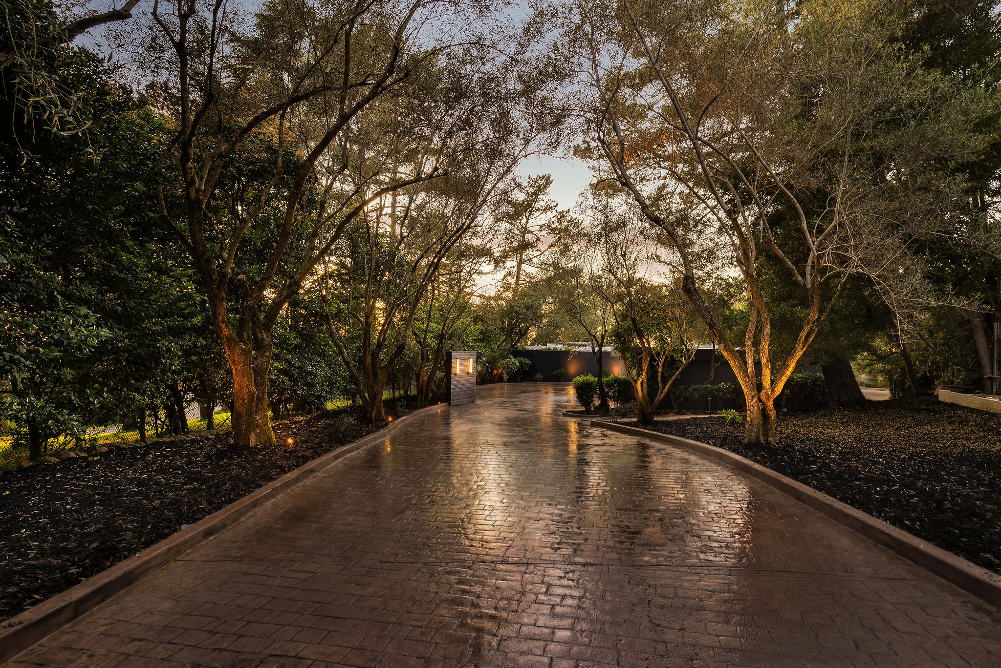  5645 Bacon Road - 物件實景