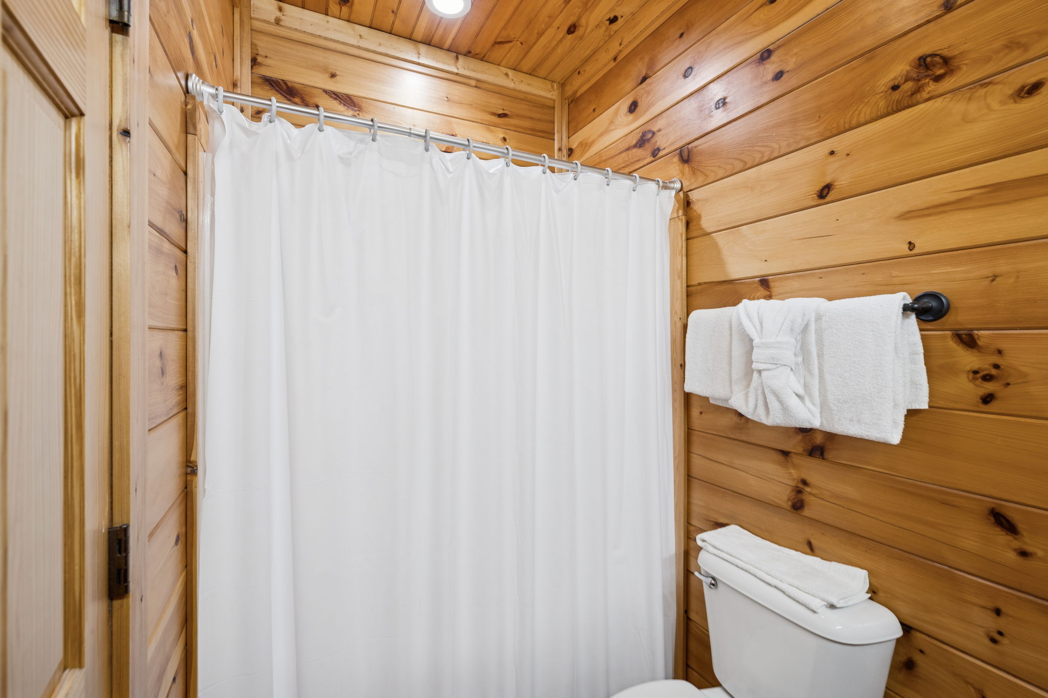 Gatlinburg, Tennessee, 37738, United States, 9 Bedrooms Bedrooms, ,9 BathroomsBathrooms,Residential,For Sale,1996380